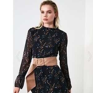 Trendyol Black Flowered Dress